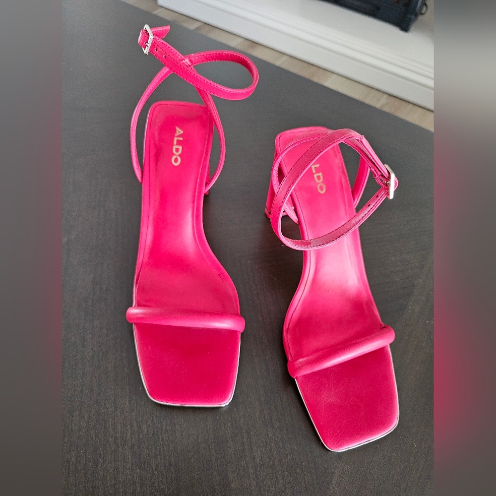 ALDO Women's RED Strappy Block Heel Sandals 8.5